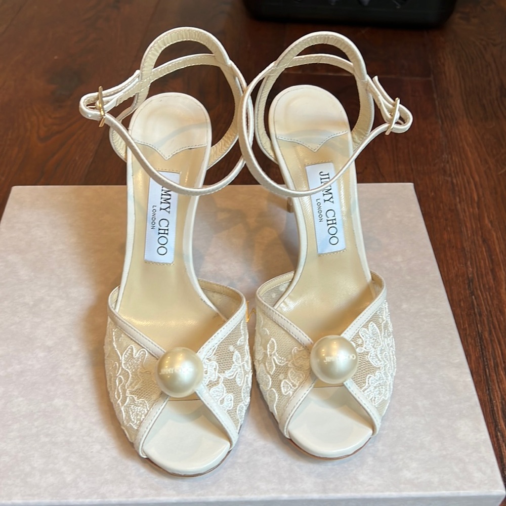 Jimmy Choo Sacora 85